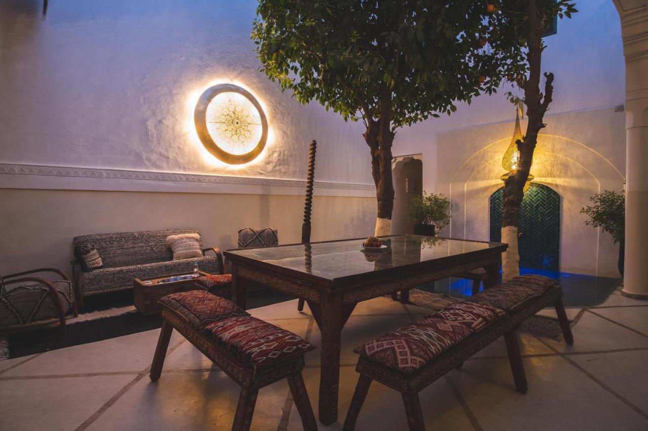 Riad Villa Berna Under Swiss Management マラケシュ エクステリア 写真