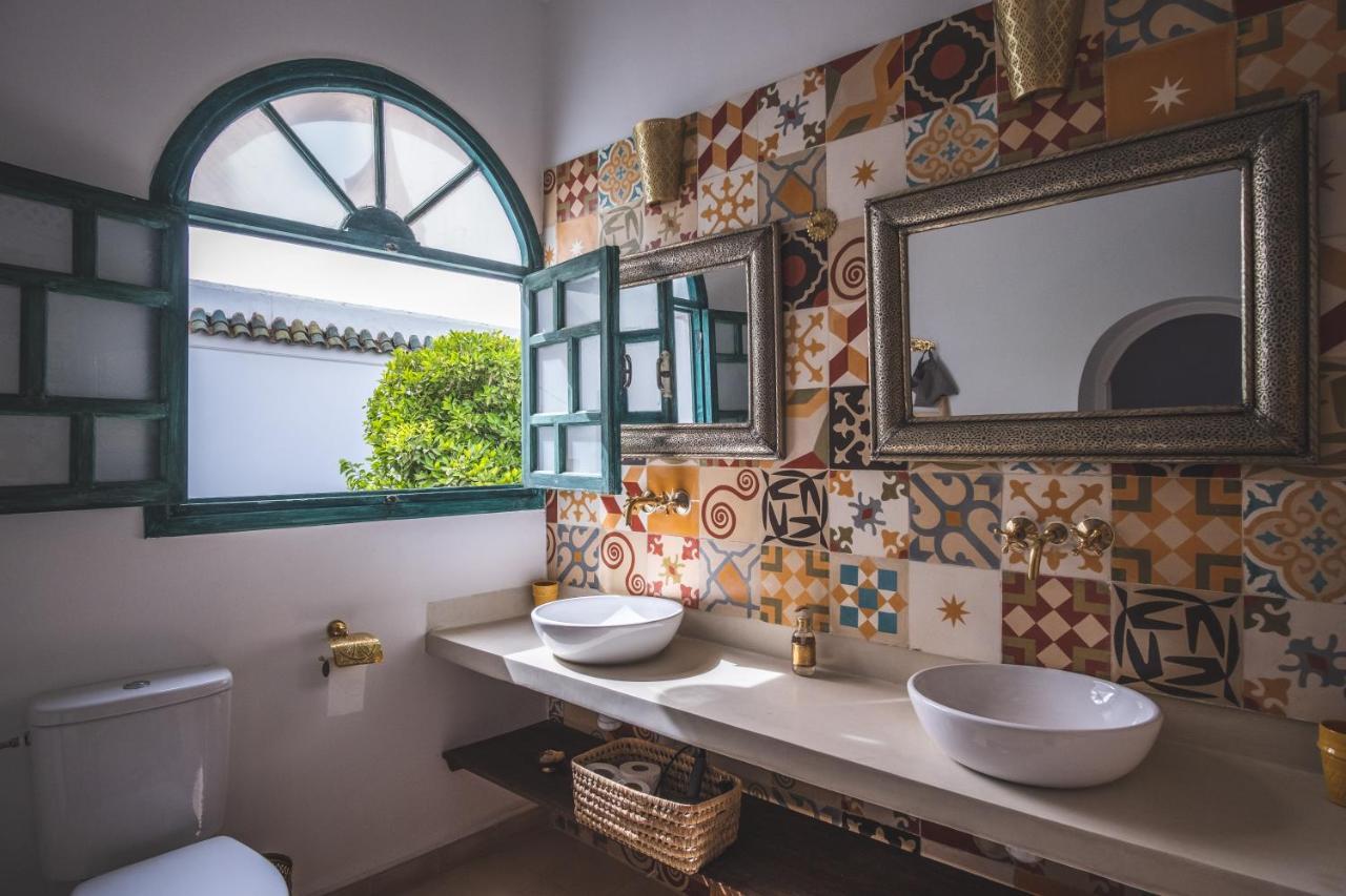 Riad Villa Berna Under Swiss Management マラケシュ エクステリア 写真