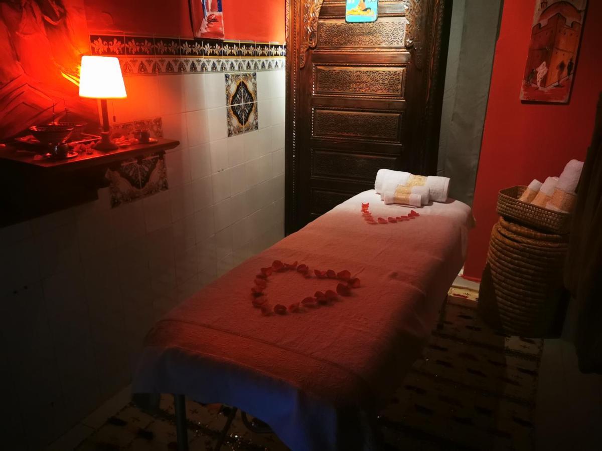Riad Villa Berna Under Swiss Management マラケシュ エクステリア 写真